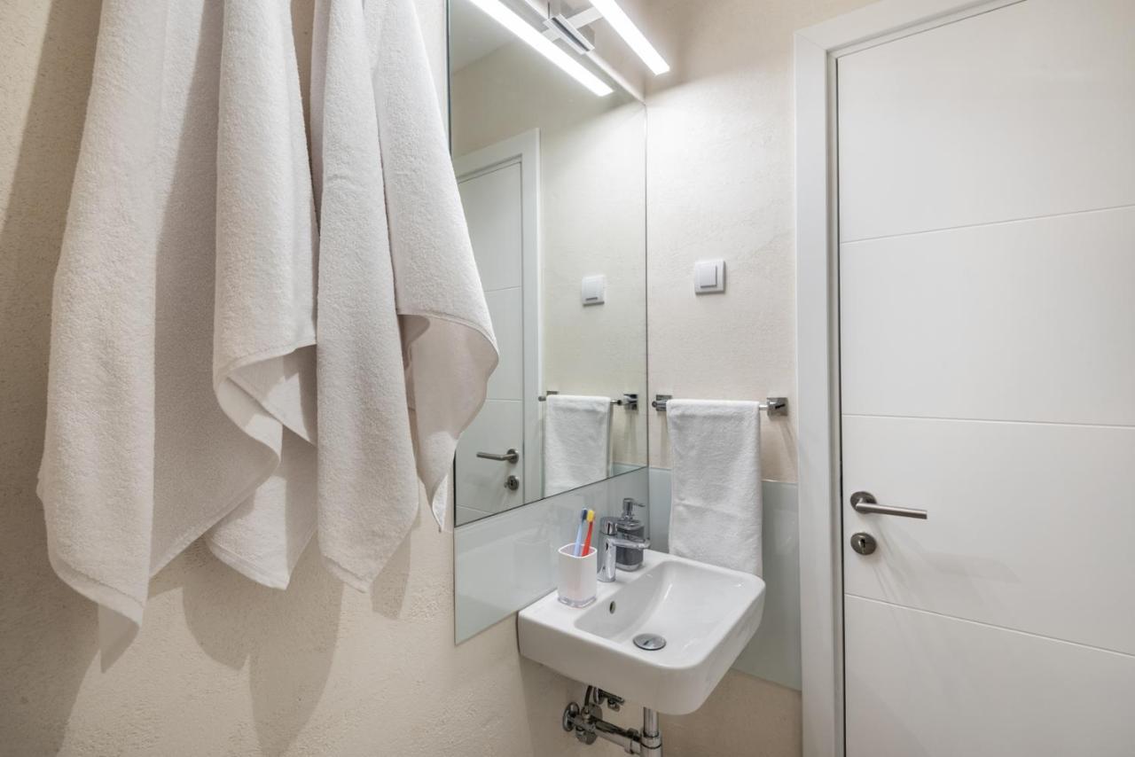 Apartment Vracar Belgrade, St Sava Church Park Екстер'єр фото